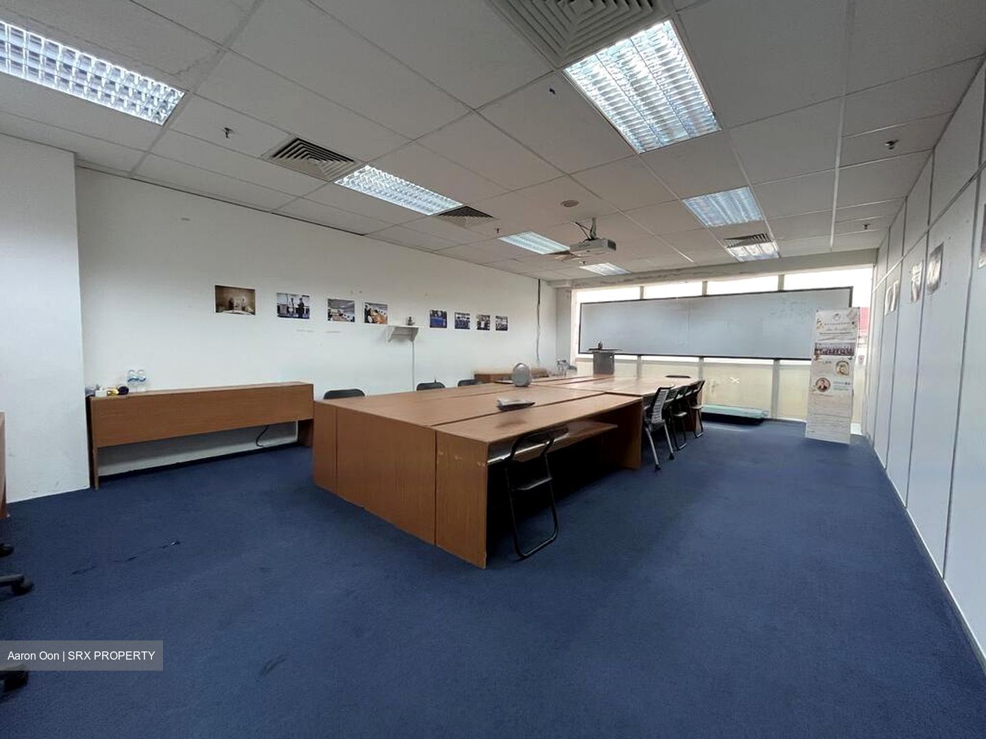 Burlington Square (D7), Office #496310421
